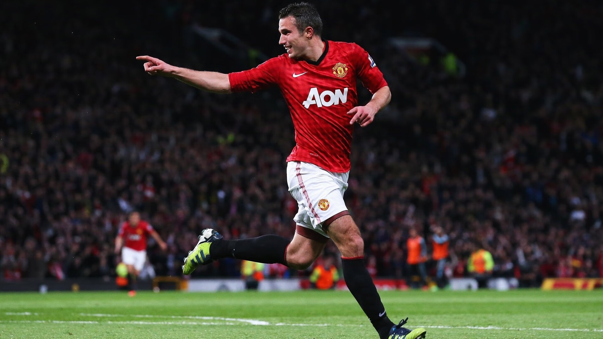 奥斯马尔·奥尔韦拉表现稳健勇夺好成绩，奥维马斯马尔蒂尼